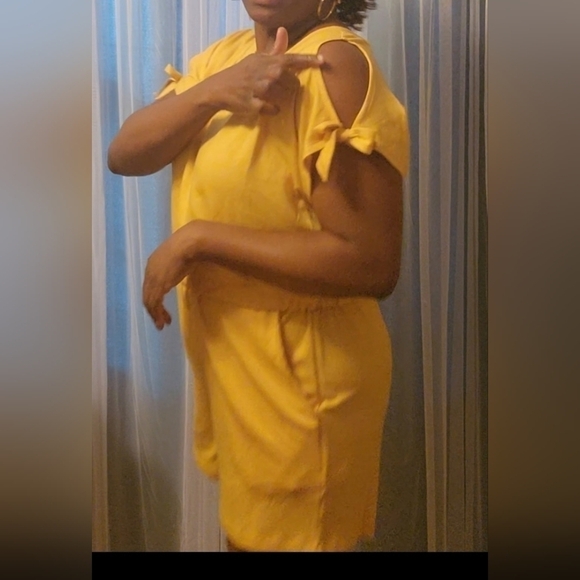 Jumper with pockets - Picture 2 of 7